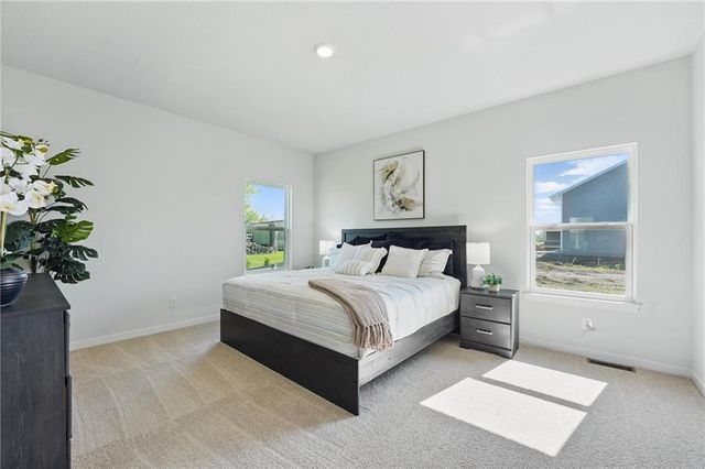 19610 W 201st Street, Spring Hill, KS 66083