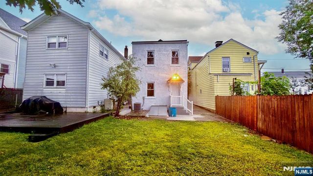 58 Henderson, Paterson, NJ 07501