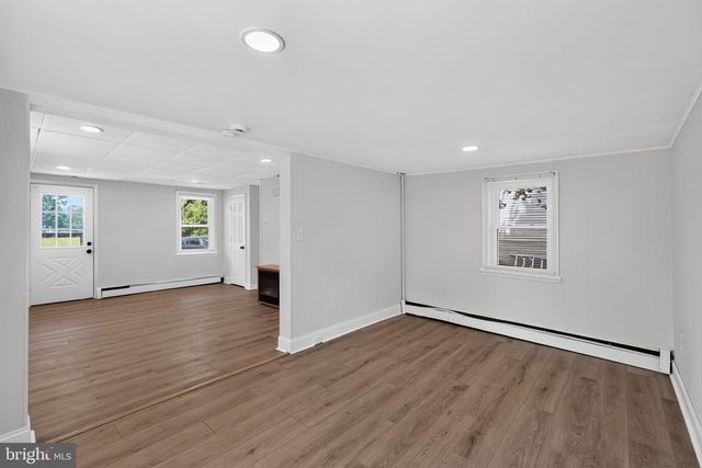 517 MAPLE ST, Bristol, PA 19007