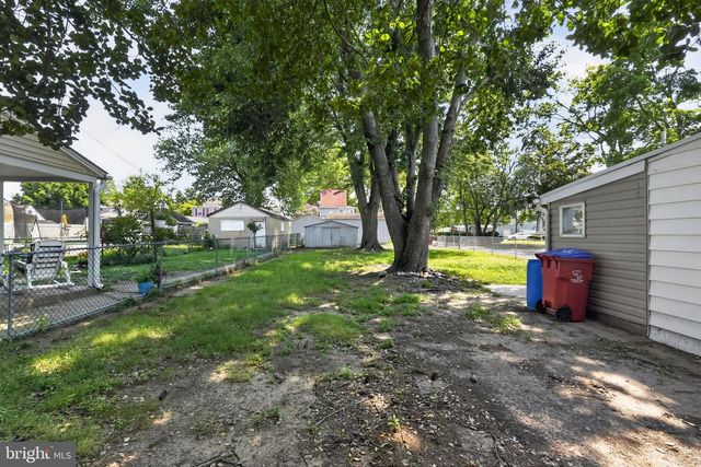 517 MAPLE ST, Bristol, PA 19007