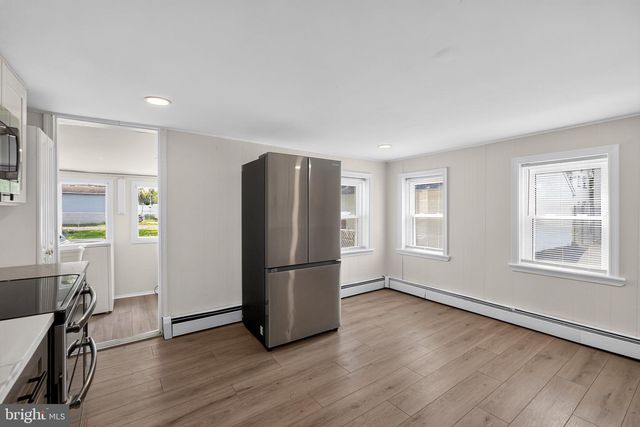 517 MAPLE ST, Bristol, PA 19007