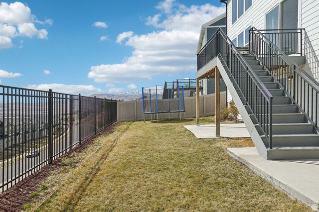 2119 W NORTHRIDGE DR, Lehi, UT 84043