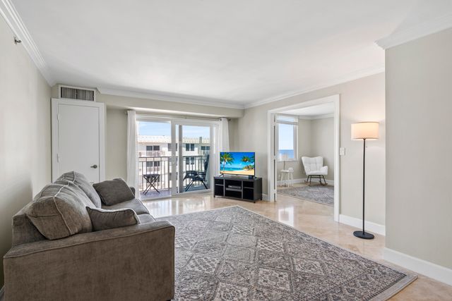 3301 S Ocean Boulevard 1006, Highland Beach, FL 33487