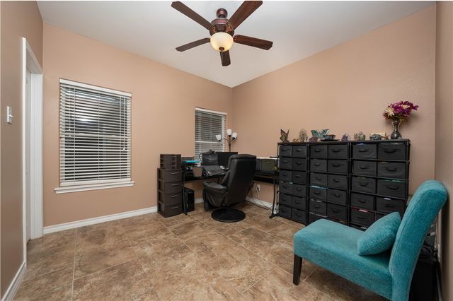 6934 Round Table St, Corpus Christi, TX 78414