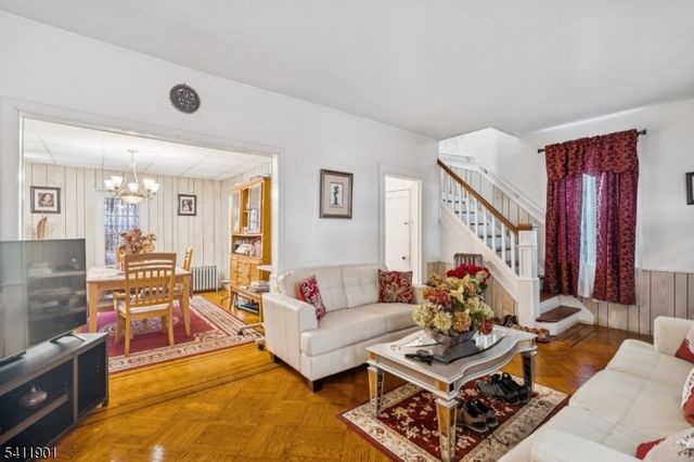 7 Wolf Pl, Irvington Twp., NJ 07111