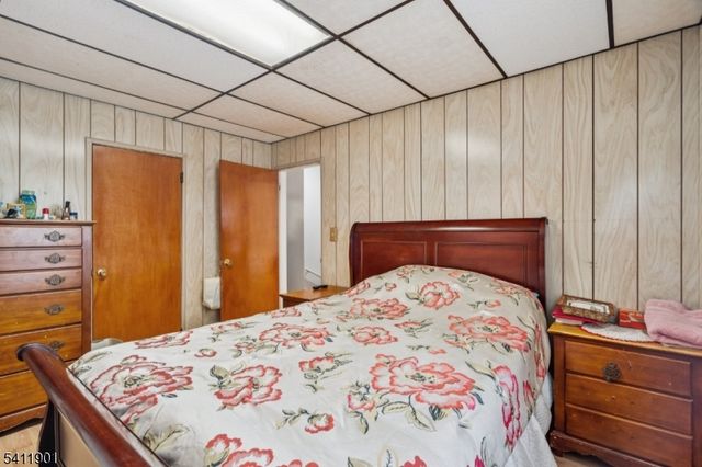 7 Wolf Pl, Irvington Twp., NJ 07111