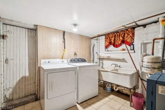 7 Wolf Pl, Irvington Twp., NJ 07111