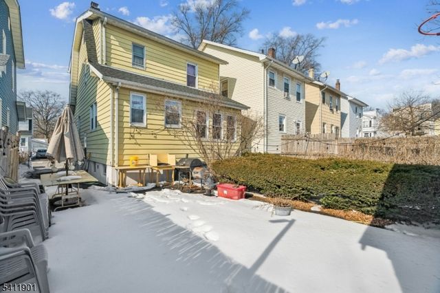 7 Wolf Pl, Irvington Twp., NJ 07111