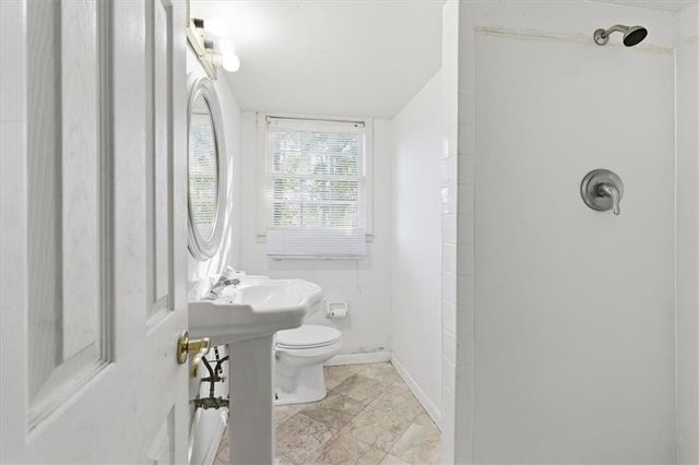 2261 Clanton Terrace, Decatur, GA 30034