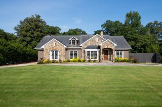 2609 Hilton Avenue, Columbus, GA 31906