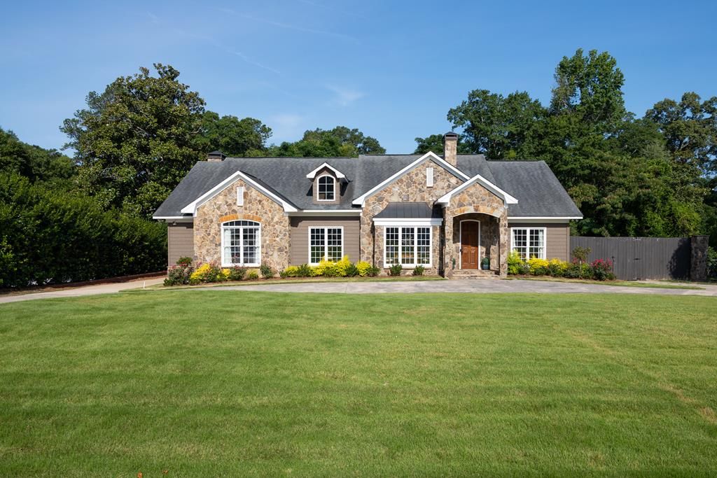 2609 Hilton Avenue, Columbus, GA 31906