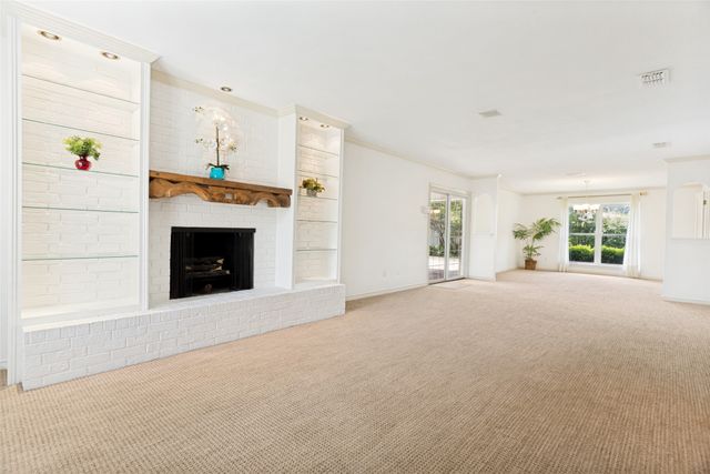 4128 Coral Circle, Benbrook, TX 76126