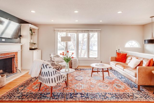 2221 Quebec Drive, Saint Louis Park, MN 55426