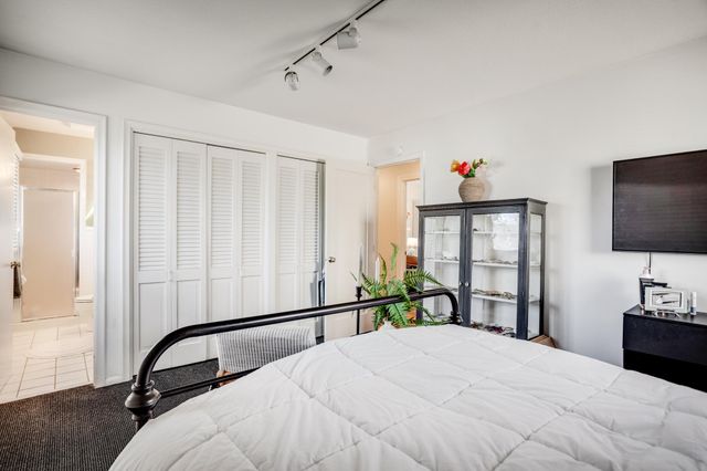 2221 Quebec Drive, Saint Louis Park, MN 55426