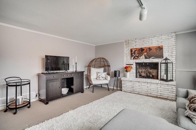 2221 Quebec Drive, Saint Louis Park, MN 55426