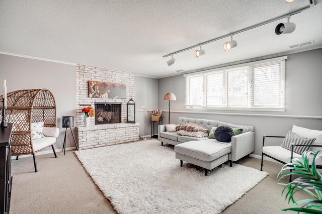 2221 Quebec Drive, Saint Louis Park, MN 55426