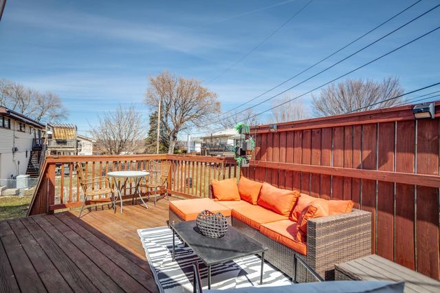 2221 Quebec Drive, Saint Louis Park, MN 55426