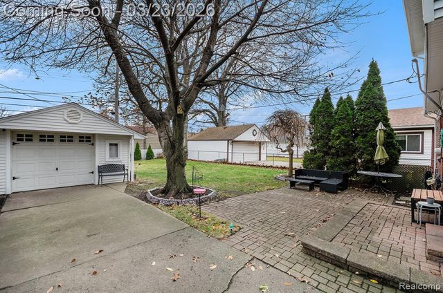 2623 Venice Street, Dearborn, MI 48124