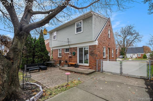 2623 Venice Street, Dearborn, MI 48124