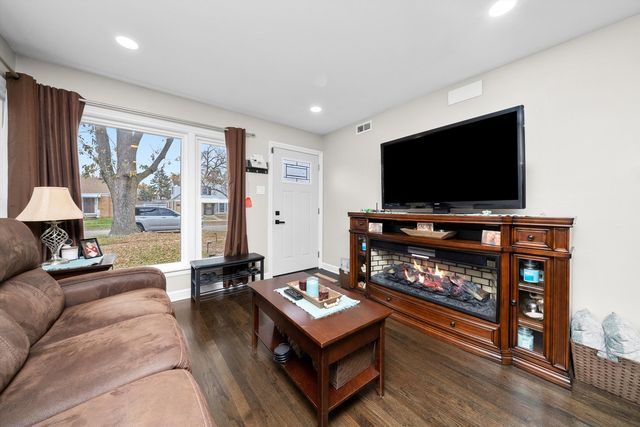 540 47th Avenue, Bellwood, IL 60104