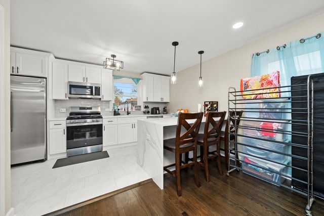 540 47th Avenue, Bellwood, IL 60104