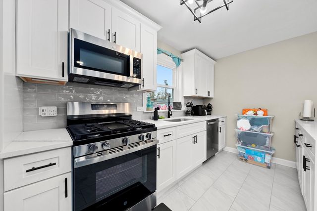 540 47th Avenue, Bellwood, IL 60104