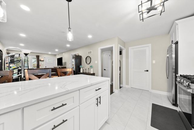 540 47th Avenue, Bellwood, IL 60104