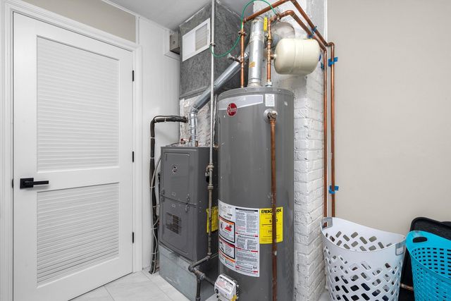 540 47th Avenue, Bellwood, IL 60104