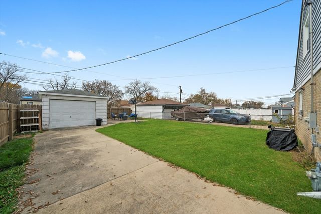 540 47th Avenue, Bellwood, IL 60104