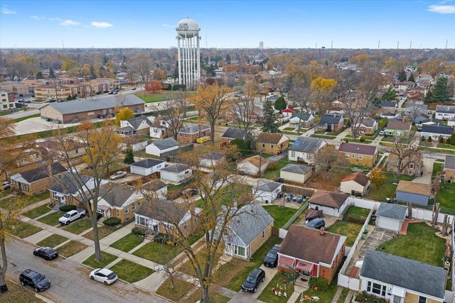 540 47th Avenue, Bellwood, IL 60104