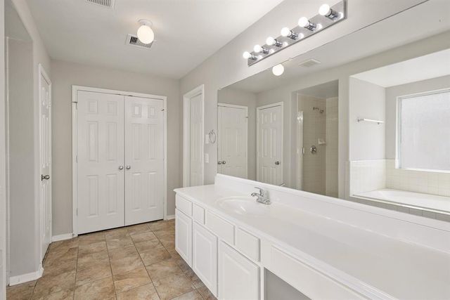 6105 Larrycrest Drive, Pearland, TX 77584