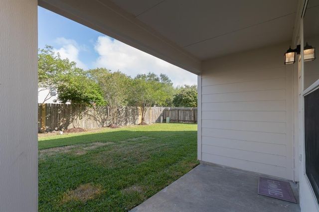 6105 Larrycrest Drive, Pearland, TX 77584