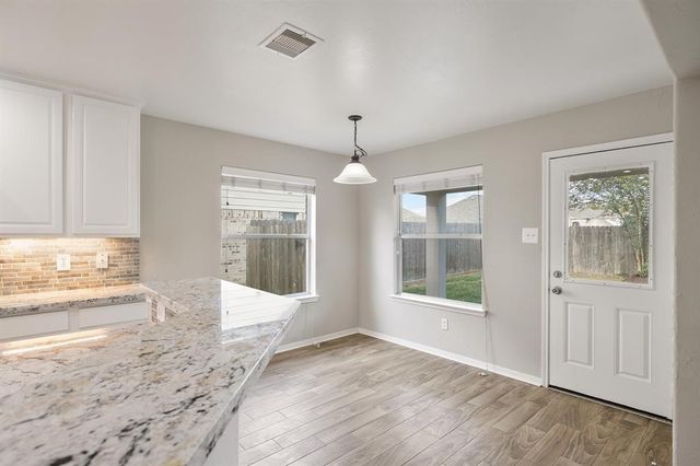 6105 Larrycrest Drive, Pearland, TX 77584