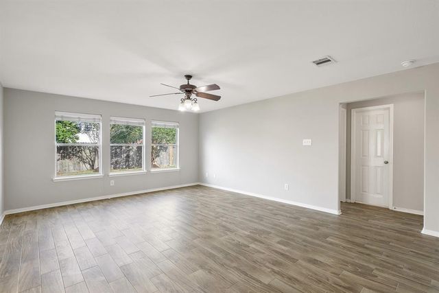 6105 Larrycrest Drive, Pearland, TX 77584