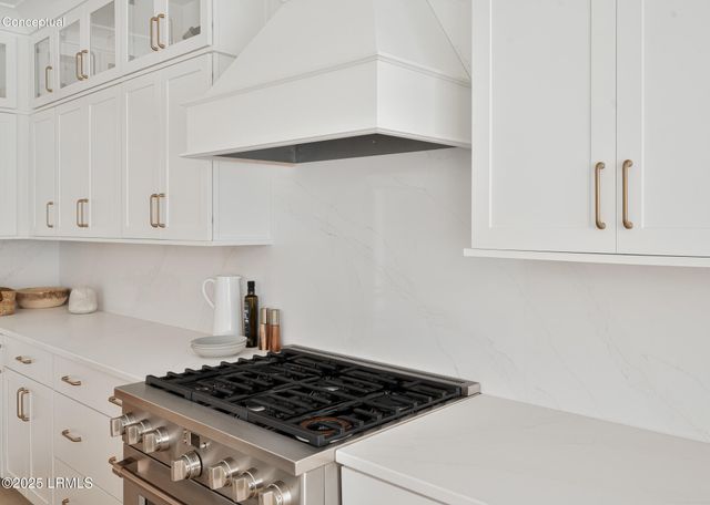 61 Tuscarora Avenue, Beaufort, SC 29907