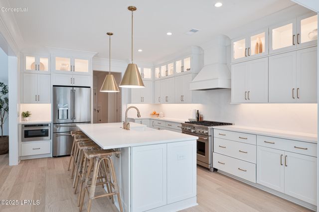 61 Tuscarora Avenue, Beaufort, SC 29907