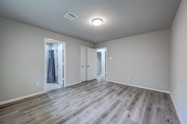 5451 Loch Lomond Drive, Houston, TX 77096