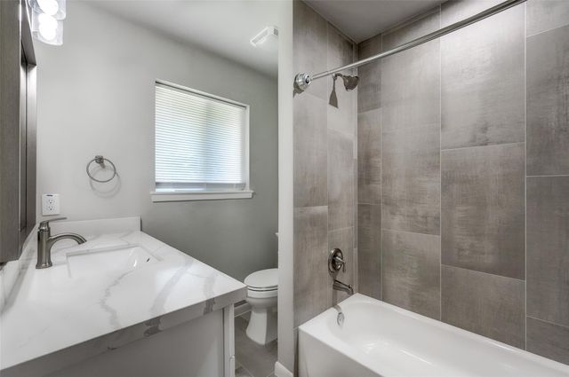 5451 Loch Lomond Drive, Houston, TX 77096