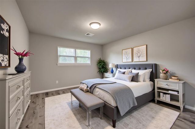 5451 Loch Lomond Drive, Houston, TX 77096