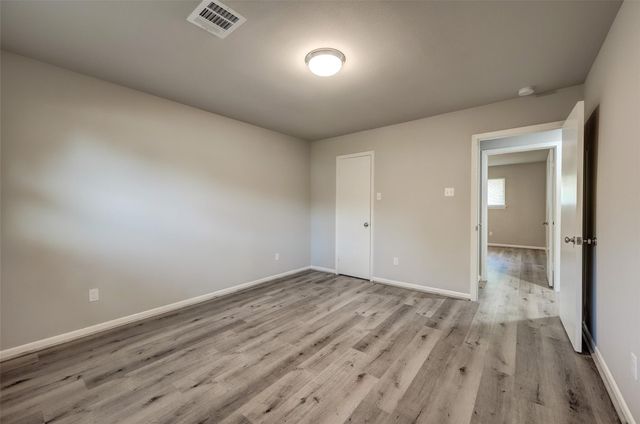 5451 Loch Lomond Drive, Houston, TX 77096