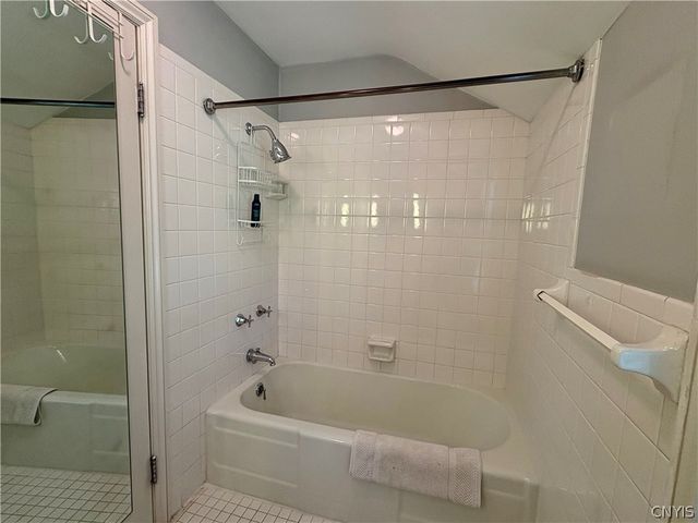 5225 Leverett Lane, Dewitt, NY 13066