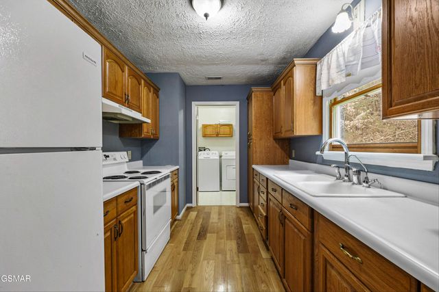 1223 Powder Springs Road, Sevierville, TN 37876