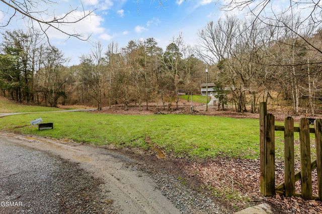 1223 Powder Springs Road, Sevierville, TN 37876