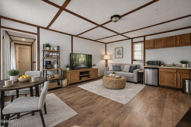 1223 Powder Springs Road, Sevierville, TN 37876