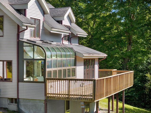 139 Allan Ridge Road, Morristown, VT 05661