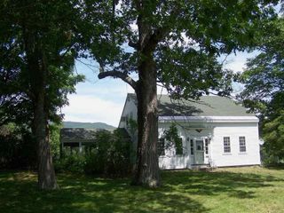 524 North Road, Danbury, NH 03230