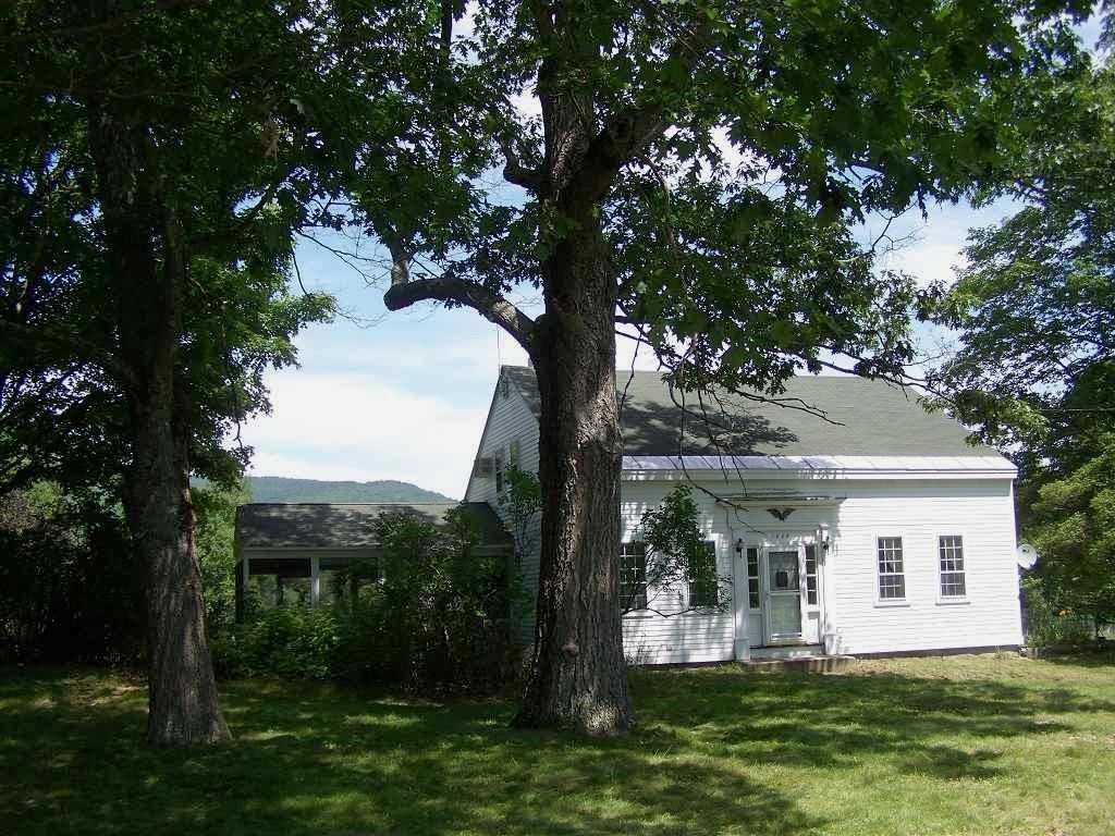 524 North Road, Danbury, NH 03230