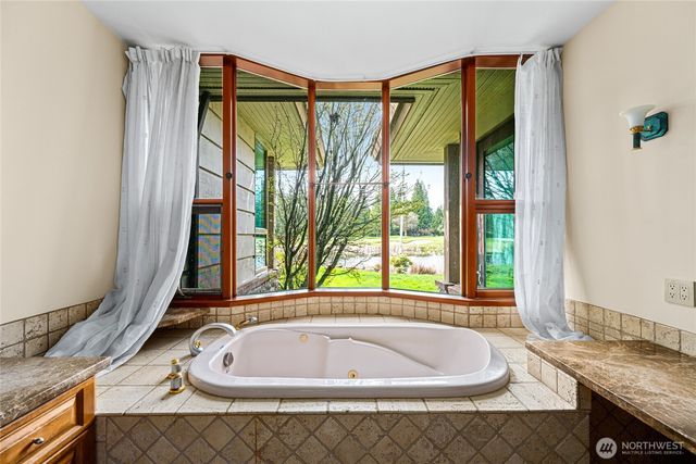 5435 Quail Run, Blaine, WA 98230