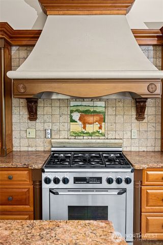 5435 Quail Run, Blaine, WA 98230