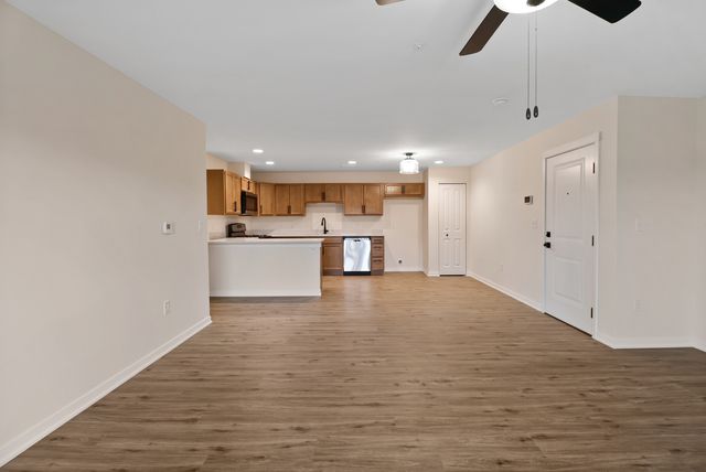2034 W 75th Place 35, Merrillville, IN 46410
